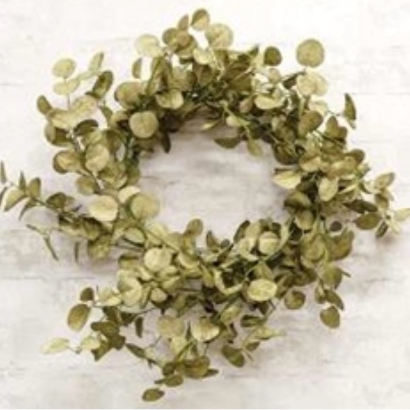 Foamy Silver Dollar Wreath, Sage, 20” - Picture 13 of 14